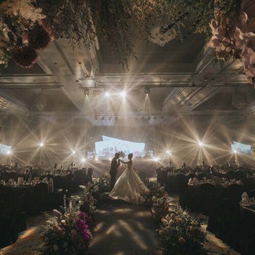 Charming weddings
