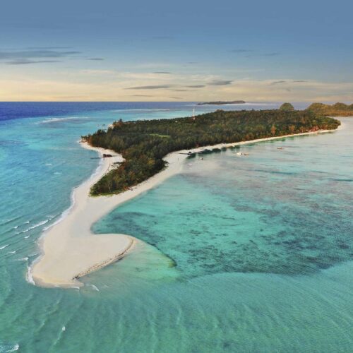 Enchanting Mantanani