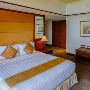 The-Pacific-Sutera-Exec-Suite-King-2-copy