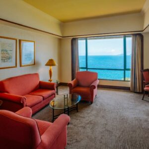 The-Pacific-Sutera-Exec-Suite-King-Living-Room-copy