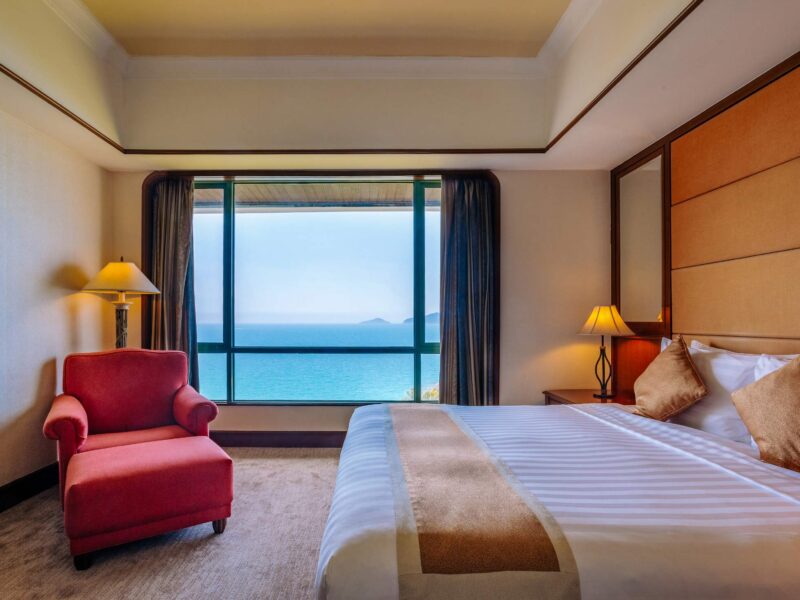 The-Pacific-Sutera-Exec-Suite-King-copy